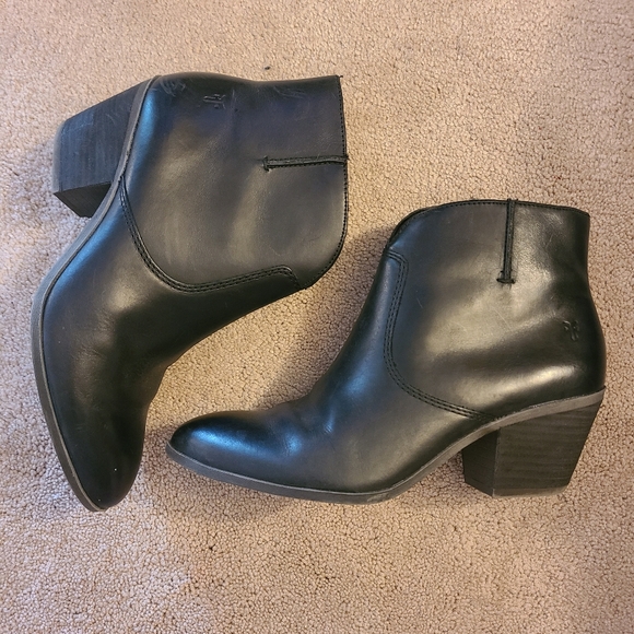 Frye Black Booties - Picture 1 of 6
